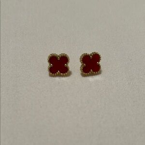 Elegant Red Clover Stud Earrings